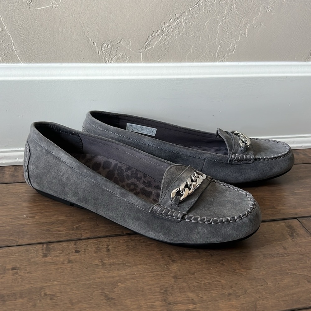 Vionic Mesa Gray Suede Loafers, 11